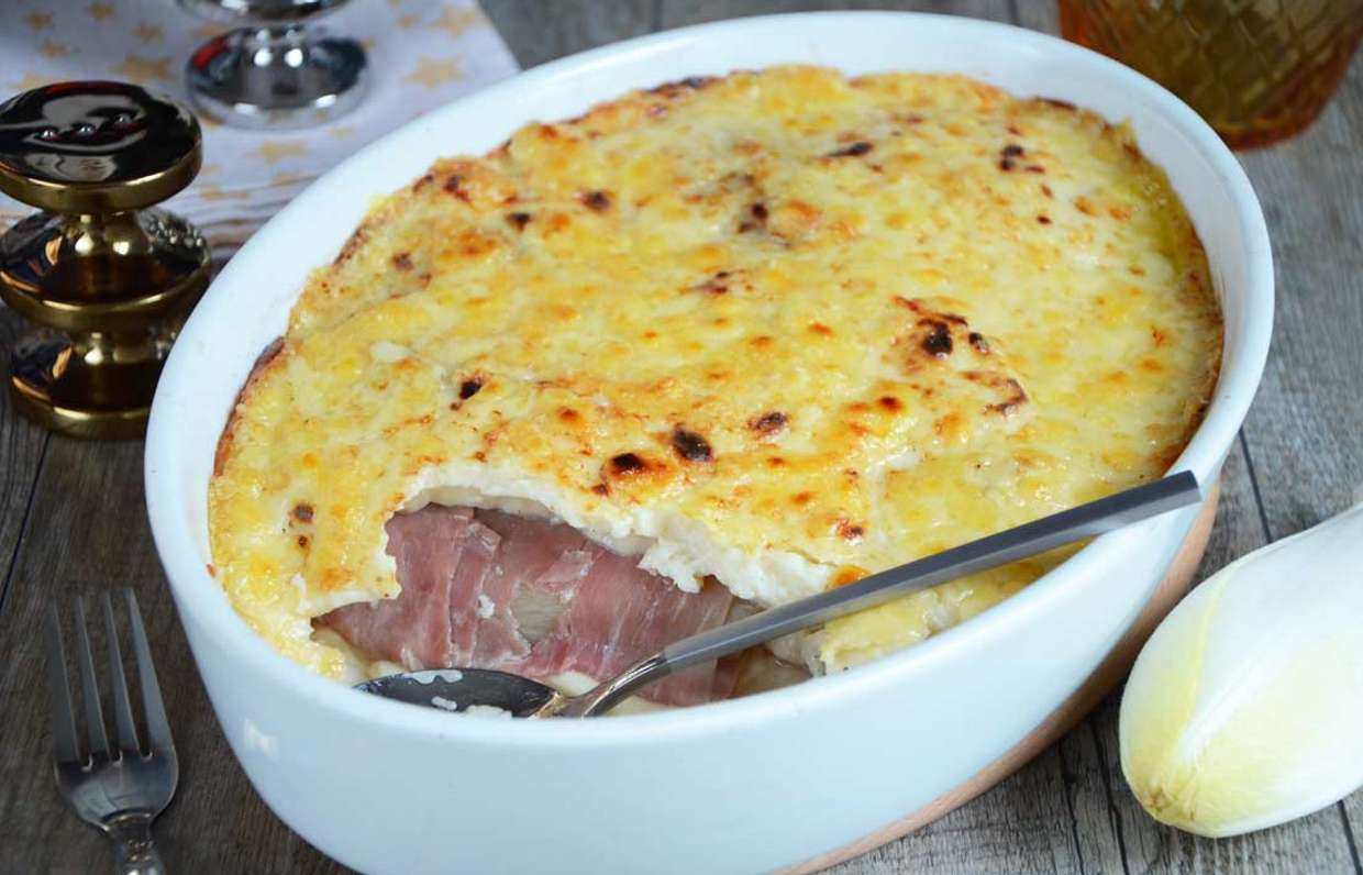 Запеканка с цикорием и ветчиной