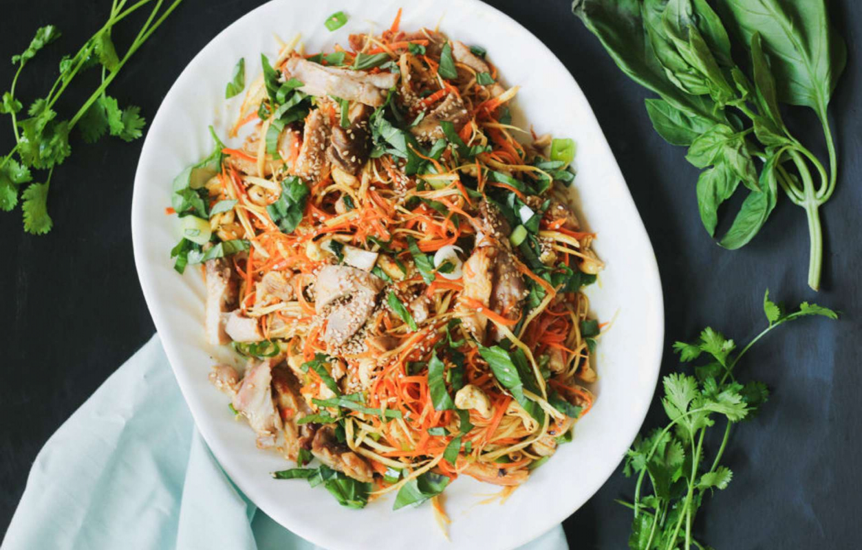 Азиатский куриный салат Азиатский куриный салат