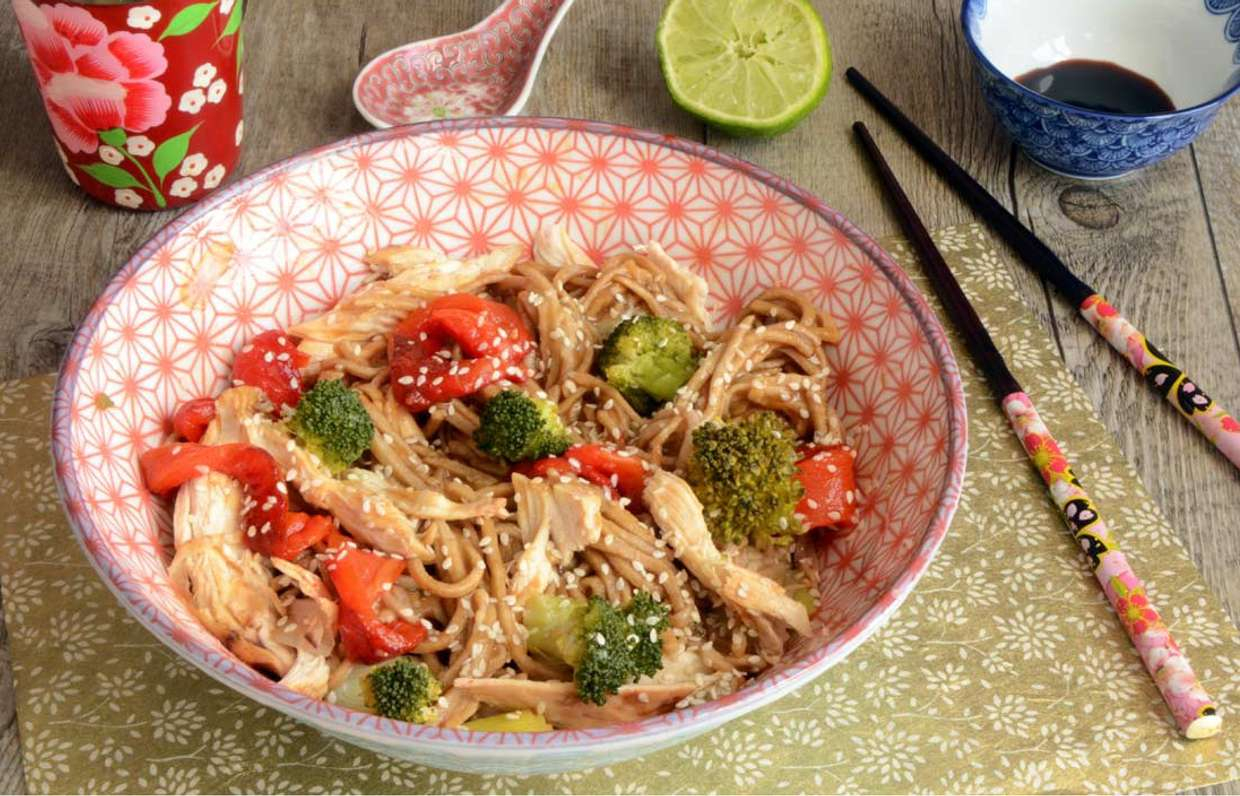 Гречневая лапша с курицей