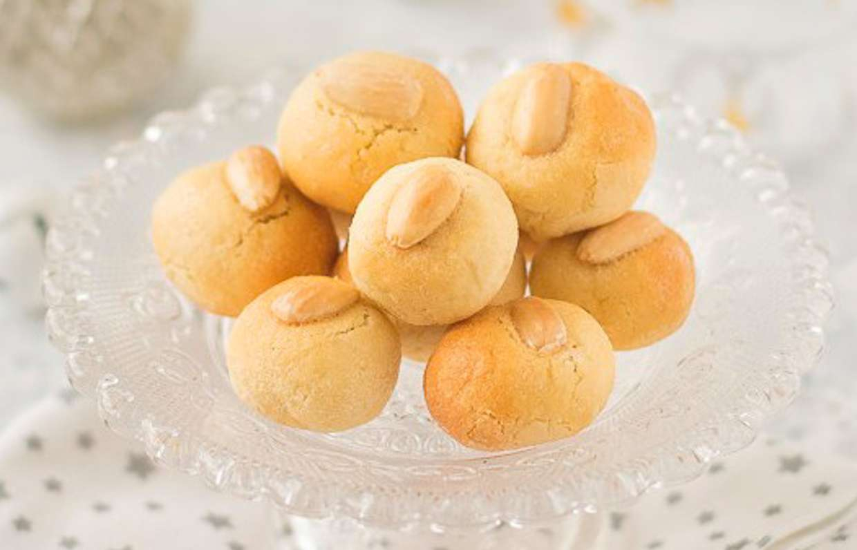 Миндальные шарики