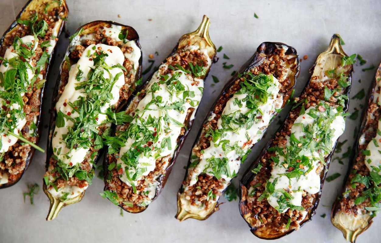 Рулеты из баклажанов с ореховой начинкой