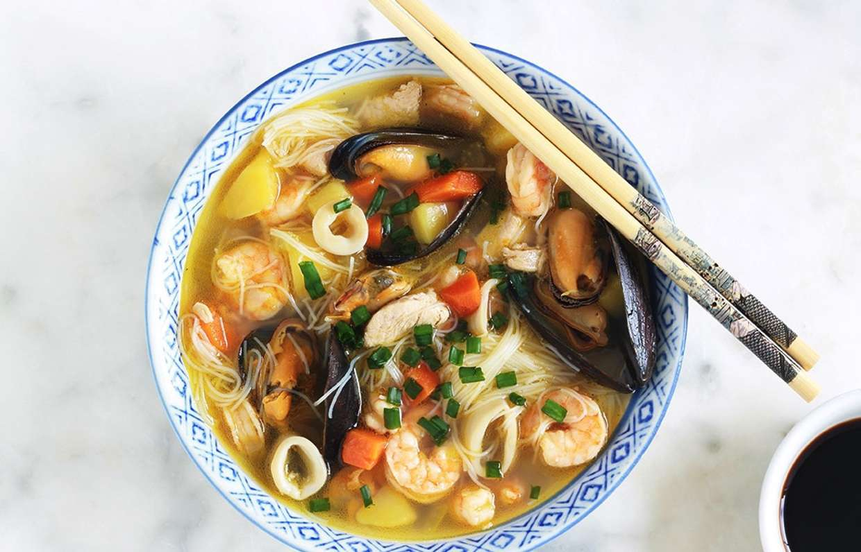 Куриная лапша с морепродуктами