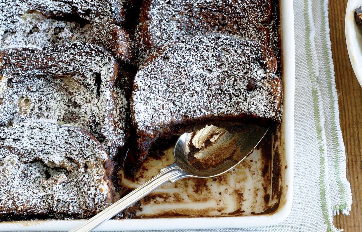 Хлебный пудинг с горьким шоколадом