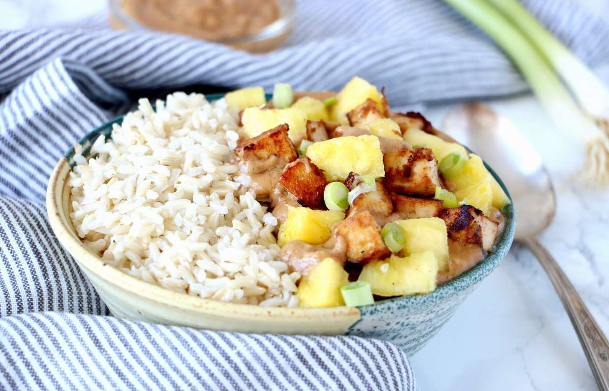 Рис с тофу и ананасом