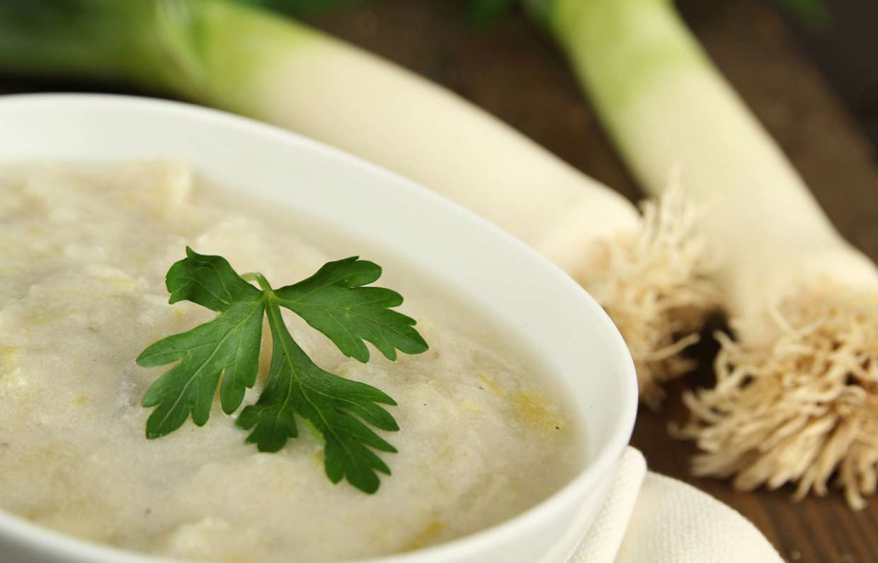 Суп с овсянкой и луком-порей