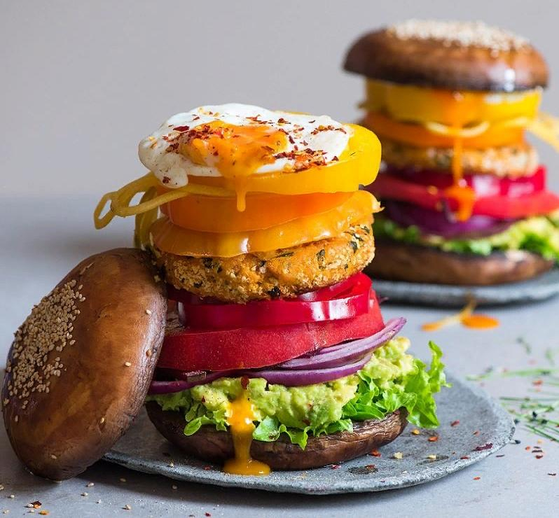 Радужный бургер с конопляным белком